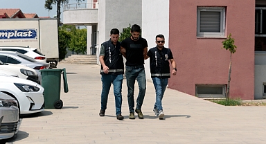 Eski sevgilisini rehine aldı