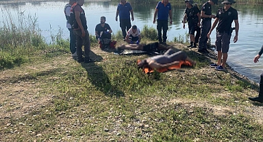 Fırat Nehrine giren gençlerin cansız bedenine ulaşıldı