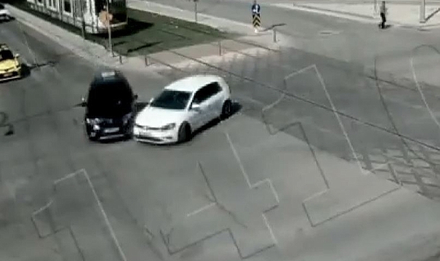 Gaziantep’teki trafik kazaları kameralara yansıdı