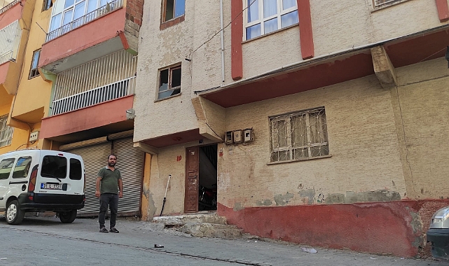 Hırsızın kira parasını çalması kameraya yansıdı
