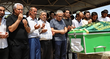 İHA muhabiri gözyaşlarıyla uğurlandı