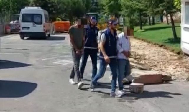 İşçi yeleği giyerek hırsızlık yaptılar