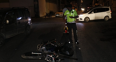 Kaza yapan motosiklet sürücüsü hayatını kaybetti