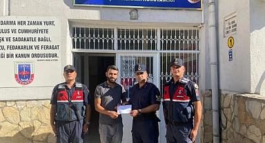 Kendini polis olarak tanıttı, 90 bin liralık vurgun yapacaktı!