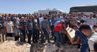 Mardin'deki kazada ölen 20 kişi toprağa verildi