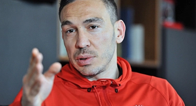 Mevlüt Erdinç futbola veda etti