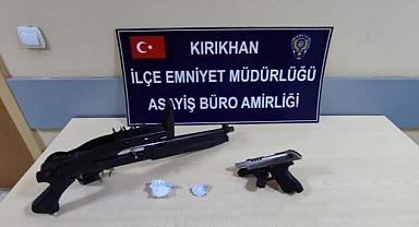Nitelikli yağma suçundan 2 kişi tutuklandı