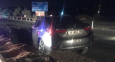 Otomobil ile kamyonet çarpıştı 4 kişi yaralandı