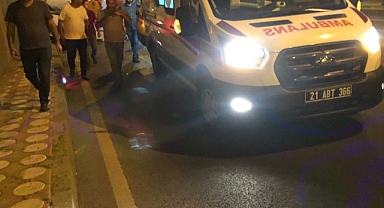 Otomobil kaza yaptı 2 kişi yaralandı