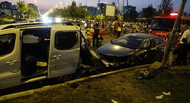 Otomobil refüje vurarak takla attı!