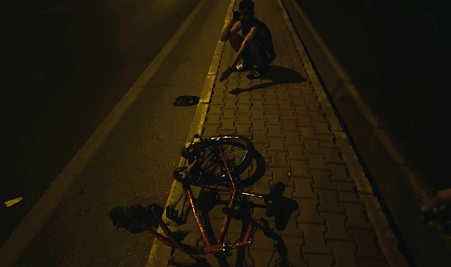 Otomobilin çarptığı bisiklet sürücüsü ağır yaralandı