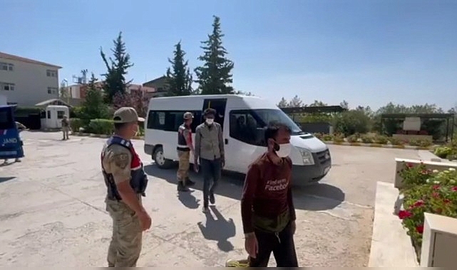 Şanlıurfa'da kaçak göçmenler yakalandı!