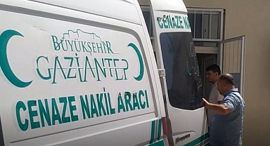 Talihsiz adam süt sağarken akıma kapıldı