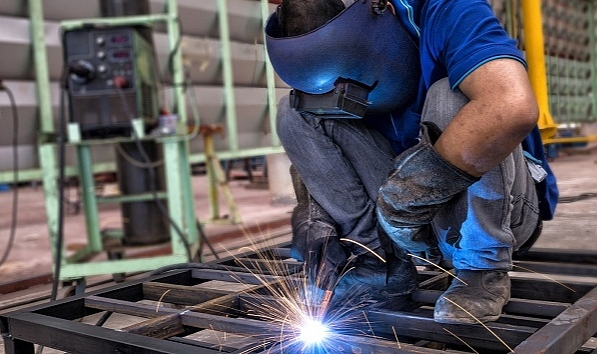 Ücretli çalışan sayısında artış yaşandı