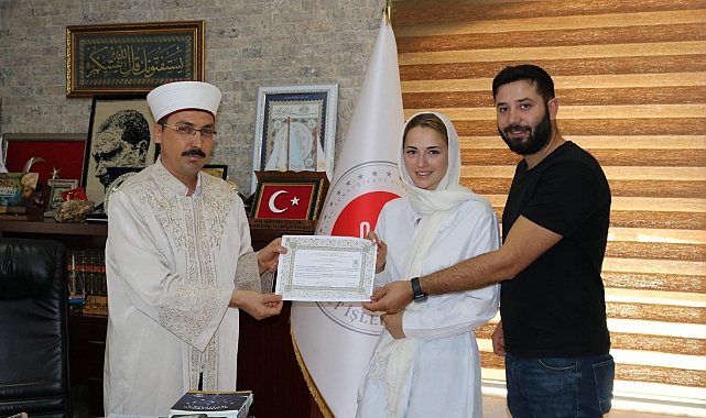Ukraynalı gelin Mardin'e gelip müslüman oldu