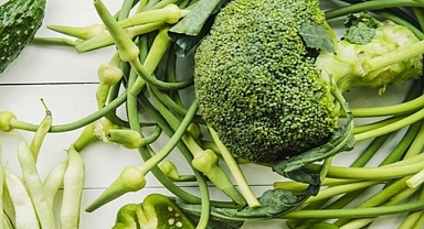 Yazın sağlık deposu 5 süper yeşil besin