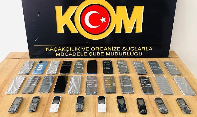 Adıyaman’da kaçak telefon yakalandı 3 gözaltı