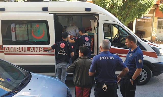 Aile içinde çıkan kavgada bir kişi babasını ve abisini bıçakladı