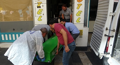 Azerbaycanlı kadın otel odasında ölü bulundu