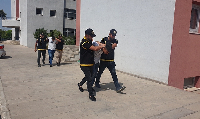 Cep telefonu çalan kapkaç zanlıları tutuklandı
