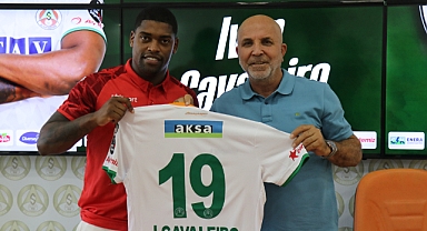 Corendon Alanyaspor, Fulham’dan Cavaleiro’yu kiraladı