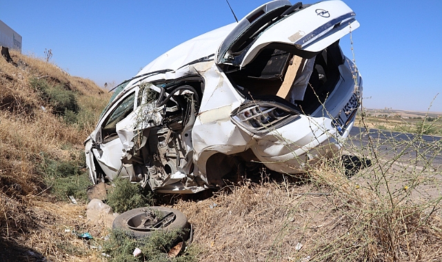 Diyarbakır'da trafik kazası: 2'si çocuk 4 yaralı