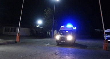 Fabrika'da yangın çıktı 3 kişi zehirlendi