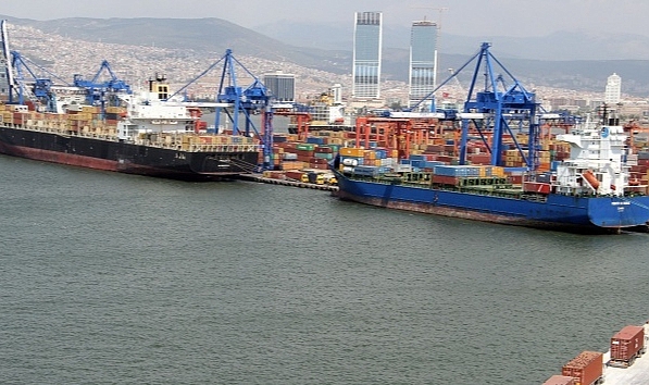 Hizmet ihracatı 2021 yılında yüzde 39,6 arttı