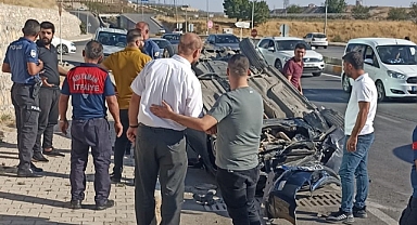 Kontrolden çıkan otomobil takla attı: 2 yaralı