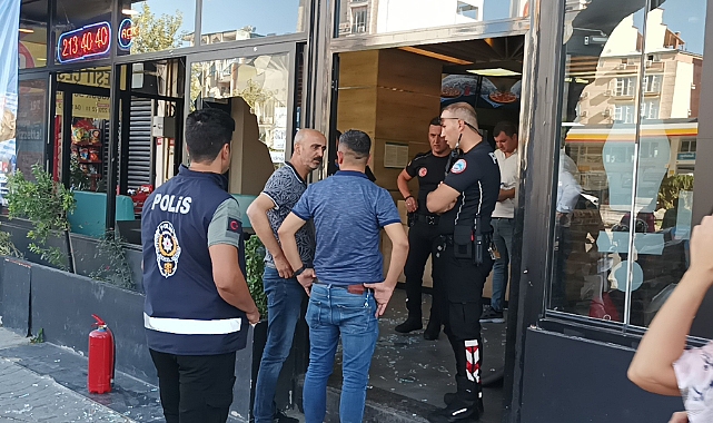 Kurye ile bir grup arasında yumruklu kavga: 1 yaralı