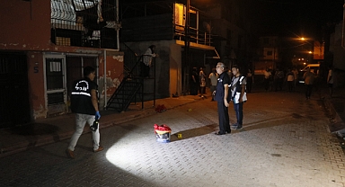 Maganda kurşunu genç kızı yaraladı