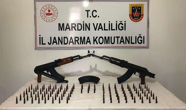 Mardin'de durdurulan araçta silah ve mühimmat ele geçirildi