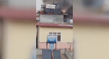 Odunlukta çıkan yangın korkuttu