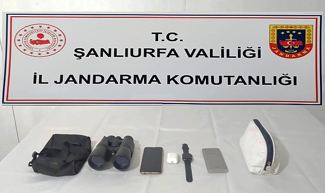 Otomobilden eşya çalan kişiler yakalandı
