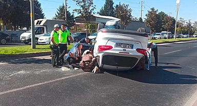 Polis zırhlı aracı ile otomobil çarpıştı: 1 yaralı