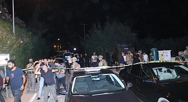 Polisevi saldırısıyla gözaltına alınan 13 kişi adliyeye sevk edildi