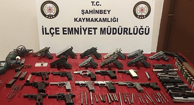 Silah imalathanesine baskın! 2 gözaltı