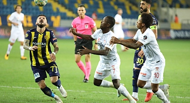 Sivasspor, ligde 3. yenilgisini aldı