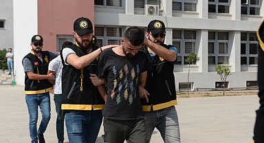 Son 1 ayda 4 motosiklet çalan 2 zanlı tutuklandı