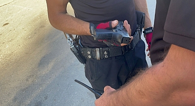 Şüpheli şahsın üzerinden silah ele geçirildi