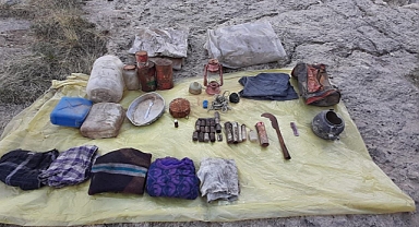 2 sığınak içerisinde mühimmat ele geçirildi