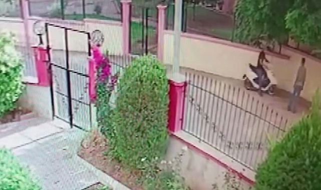 Adana’da gündüz vakti motosikleti çalındı