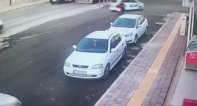 Ağır yaralanan motorlu kurye yaşam mücadelesini kaybetti