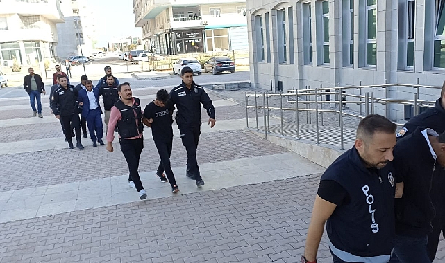 Akçakale'de telefon dolandırıcılarına operasyon! 4 kişi yakalandı