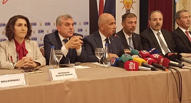 Bakan Kirişçi'nin programında gerginlik!