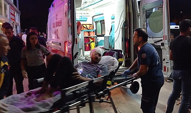 Başından vuruldu, el sallayarak ambulansa bindi