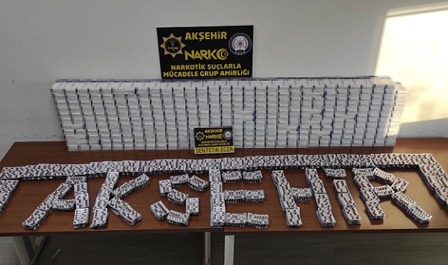 Beyaz çarşafa gizlenmiş binlerce uyuşturucu hap ele geçirildi