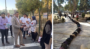 Bu kuyruk PTT'nin değil çantaların!