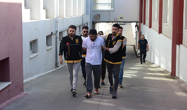 Evleri gözetliyorsun kavgası :3 tutuklu