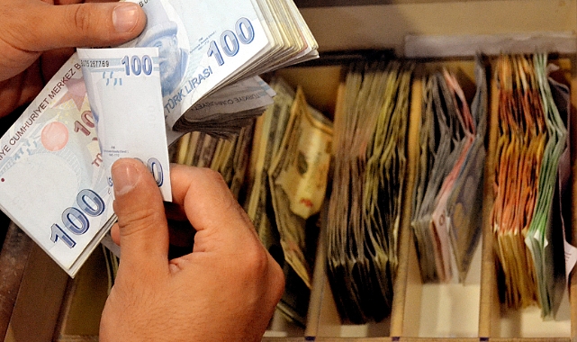 Faiz oranı vatandaşa yansımadı banka karını 5’e katladı